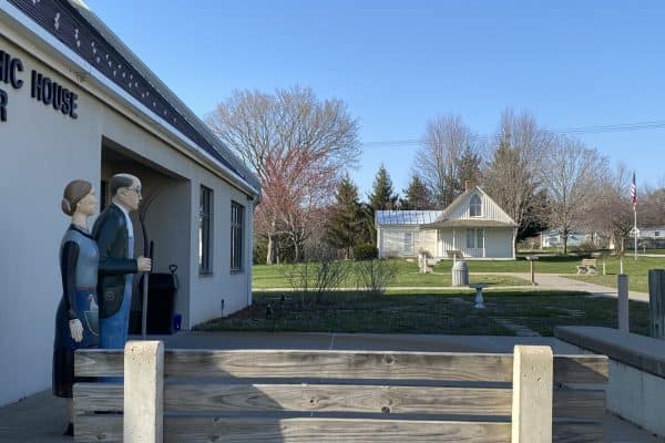 American Gothic House 1